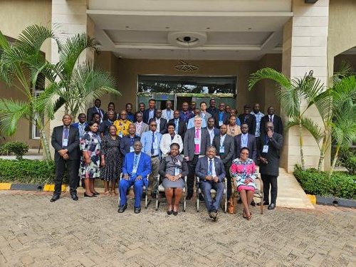 Photo de groupe des participants à la formation de l'IUCEA à Kampala